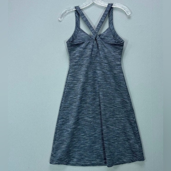 Title Nine Dress Women’s  Gray Padded Bra Athleisure Golf Tennis Cross Back/ Med - Picture 3 of 10
